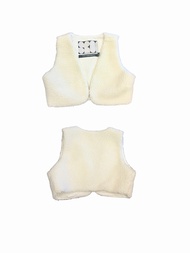 The SRT X11 (TVS181) - Fleece Cropped Vest เสื้อครอปแขนกุดผ้าขนแกะเทียม มี 3 สี สีขาว/สีชมพู/สีแดง ด