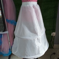 sewa petticoat /petticoat /dalaman baju pengantin