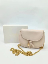 Chloe 粉紅皮圓牌化妝包連金鏈