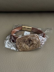 Blackpink Deadline Gold Heart Buckle Bracelet 演唱會 周邊