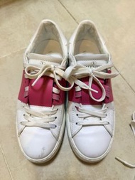 Valentino 螢光粉紅間條小白鞋