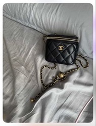 Chanel 金球小盒子