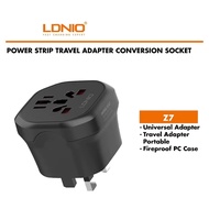 LDNIO Z7 Travel Adapter Conversion Socket Power Strip Converter Universal Adapter UK Plug 3 Pin Plug