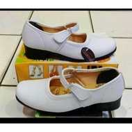 Milton LDR 307 Formal Women's Loafers Nursing Shoes