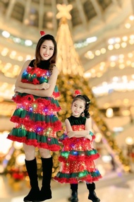 ชุดคริสต์มาส ชุดไฟกระพริบ Christmas dress ชุดต้นคริสต์มาส ชุดแฟนซี ชุดปาร์ตี้ ชุดแม่ลูก ชุดปีใหม่ ชุ