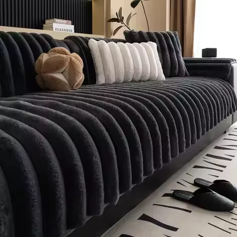 Warm Plush Sofa Cover Thick and Comfortable Seat Cushion Anti Slip and Cat Scratch Sofa Blanket