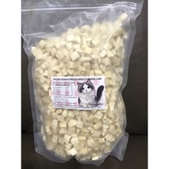Premium chicken cube 500g bag (less minced)