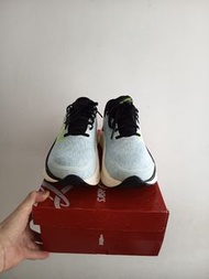 New Balance Fresh Foam More v3