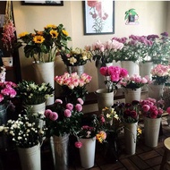 bunga tangan pengantin bunga hiasan dalam rumah Manufacturer Wholesale Retro Iron Flower Bucket Home