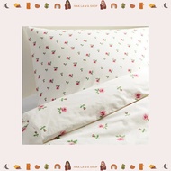 READY STOCK Floral Rosebuds Quilt/Comforter Cover and 1 Pillowcase Single Size