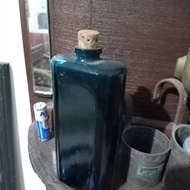 Botol Antik Biru jadul