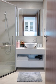 河內陽光之家-高層漂亮公寓 (Sunny House - Charming High Floor Apartment in Hanoi)