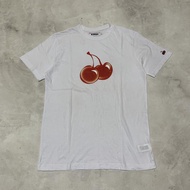 Kaos Kirsh Cherry Putih Bekas