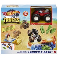 Hot Wheels Monster Trucks Launch & Bash Play Set with Launcher, 4 Crushed Cars, 1 1:64 Scale Monster