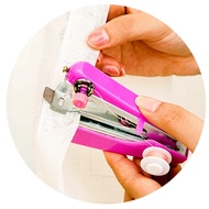 Mesin Jahit Genggam Portabel Mini Saku Untuk Pakaian Kain Warna Pink