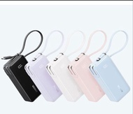 Anker A1637, 3 合 1 行動電源 USB C 充電器座,10,000mAh 便攜式充電器,內建 USB-C 線和可折疊 AC 插頭,30W