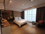 Urumqi Wanzhou Hotel