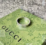 👍🏻Gucci 古馳  Icon系列 雙G 925銀 18K鍍金 白金色 窄版 戒指  男女同款 情侶款