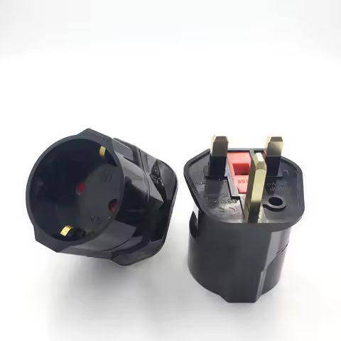 Universal 13a 250V copper EU Korea germany france Russia to HK UK Power adapter fused plug Singapore