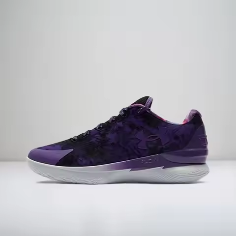 Under Armour Curry 1 Men, Trendy Fashionable Non-Slip Snug-Fit Durable Low-Top Basketball Shoes, Pur