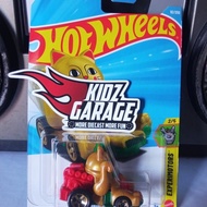 Hot Wheels Feline Lucky