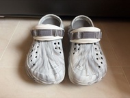 Crocs涼鞋