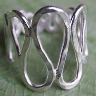 Beautiful beauty as a valuable souvenir. ring flower uneven pattern pure silver Thai Karen hill trib