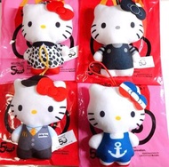 日本麥當勞X Hello Kitty 50周年推出開心樂園餐紀念品公仔 。48港元是隨機一隻 。今天正式發售。指定黑白188港元一隻