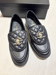 🔥Chanel Quilted Leather Loafers