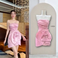 Linda90 Dress With Layers Of Fabric The Thickness Of The Is Like A Perfect Shop. Q.