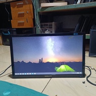 Monitor LCD 19 inch tanpa kaki