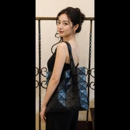 ​【正品全套齊】ISSEY MIYAKE 三宅一生 BAO BAO 經典 6x6 托特包（極新鐵黑灰/附日本專櫃發票保卡）