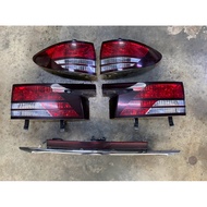 TOYOTA ESTIMA ACR30 TAIL LAMP SET