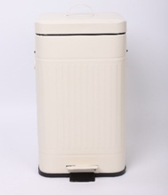 SQUARE DUSTBIN META ACOO 12L CREAM 23X31X43CM