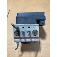 TOYOTA HILUX KUN25 ABS PUMP 6C SECOND HAND HALF CUT