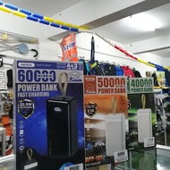 REMAX Charging 40000mAh 50000mAh 60000mAh Power Bank With Torch Light