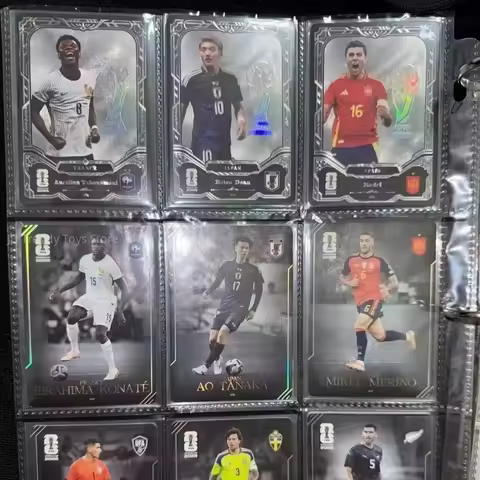 9 Pocket Zipper Trading Card Album For Football Cards Premium Soccer Star Card Binder Featuring Rona