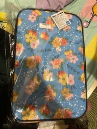hello kitty 摺疊行李箱