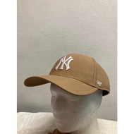 47 MVP NY Yankees Camel Cap