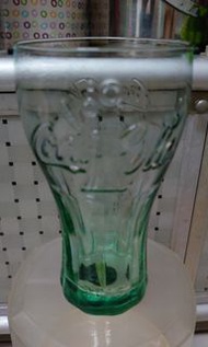 玻璃杯，寬口陶器碗