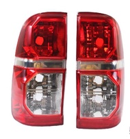 ไฟท้าย วีโก้แชมป์ พร้อมขั้ว หลอด ตราเพชร Toyota Hilux Vigo Champ