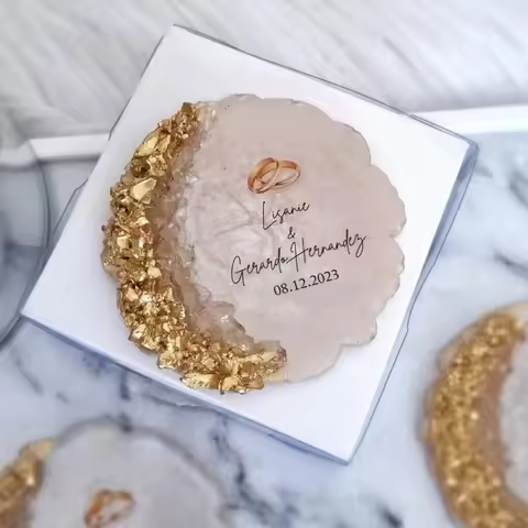 10 pcs Golden Wedding Epoxy Magnet Favor,Engagement Favors,25th 50th Anniversary Favor,Personalized 