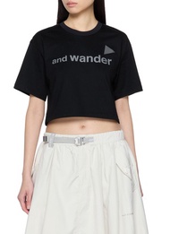 AND WANDER LOGO CROPPED T-SHIRT