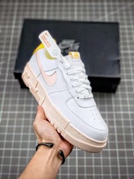 Nike Air Force 1 "Pixel" 白粉配色