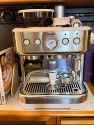 飛利浦半自動咖啡機連磨豆器