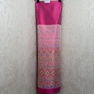 G68 26.11.68 Cotton Silk Woven Pattern Praewa Pink Size 2 Yards