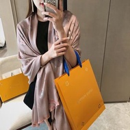 LV絲巾