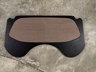 Jowua Tesla Model Y 用司機位餐枱