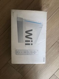 Wii 主機連wii-fit 板，包－隻game.