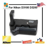 BG-2F Vertical Battery Grip Holder for Nikon D3100 D3200 D3300 DSLR Camera EN-EL 14 Battery (2)